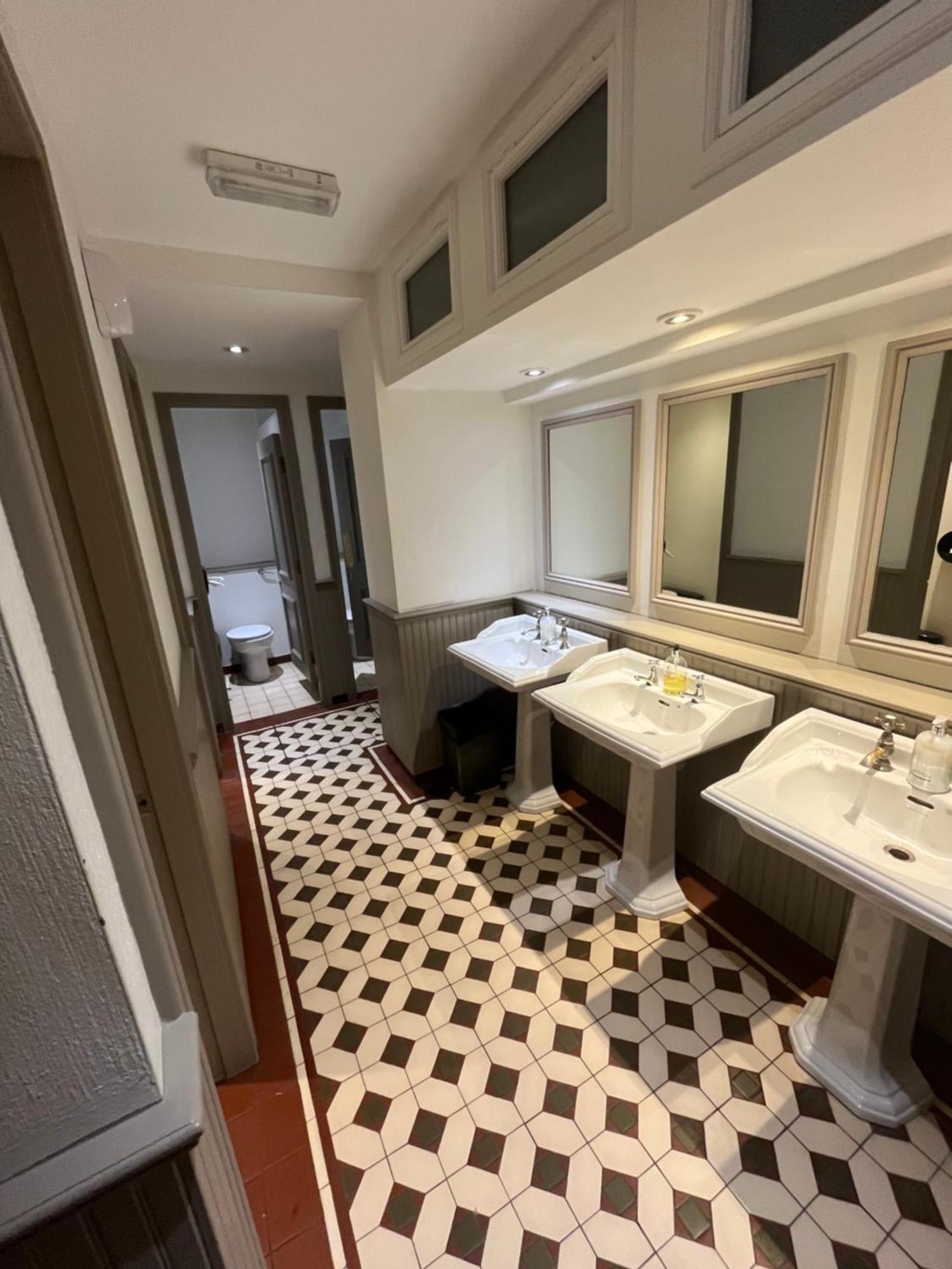The Globe Inn 阿伯丁 外观 照片
